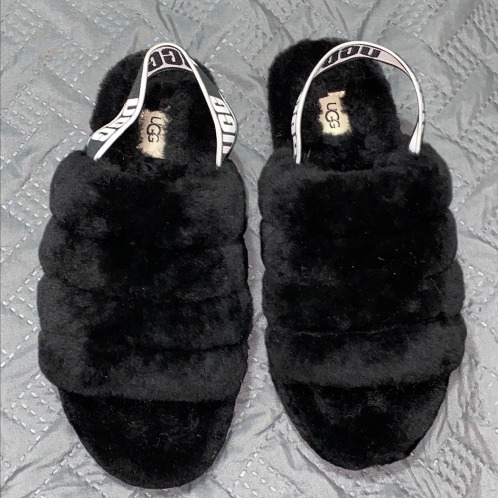 Ugg slides/ slippers